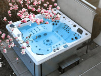 Whirlpool für 4-6 Personen