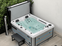 Whirlpool für 2-3 Personen
