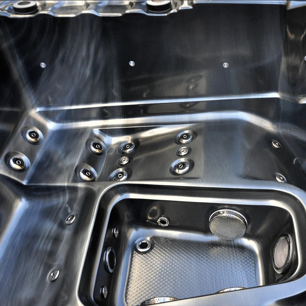 AIDA Outdoor-Whirlpool Aktionsmodell Riva Smartrelax Black Edition mit Wärmepumpe