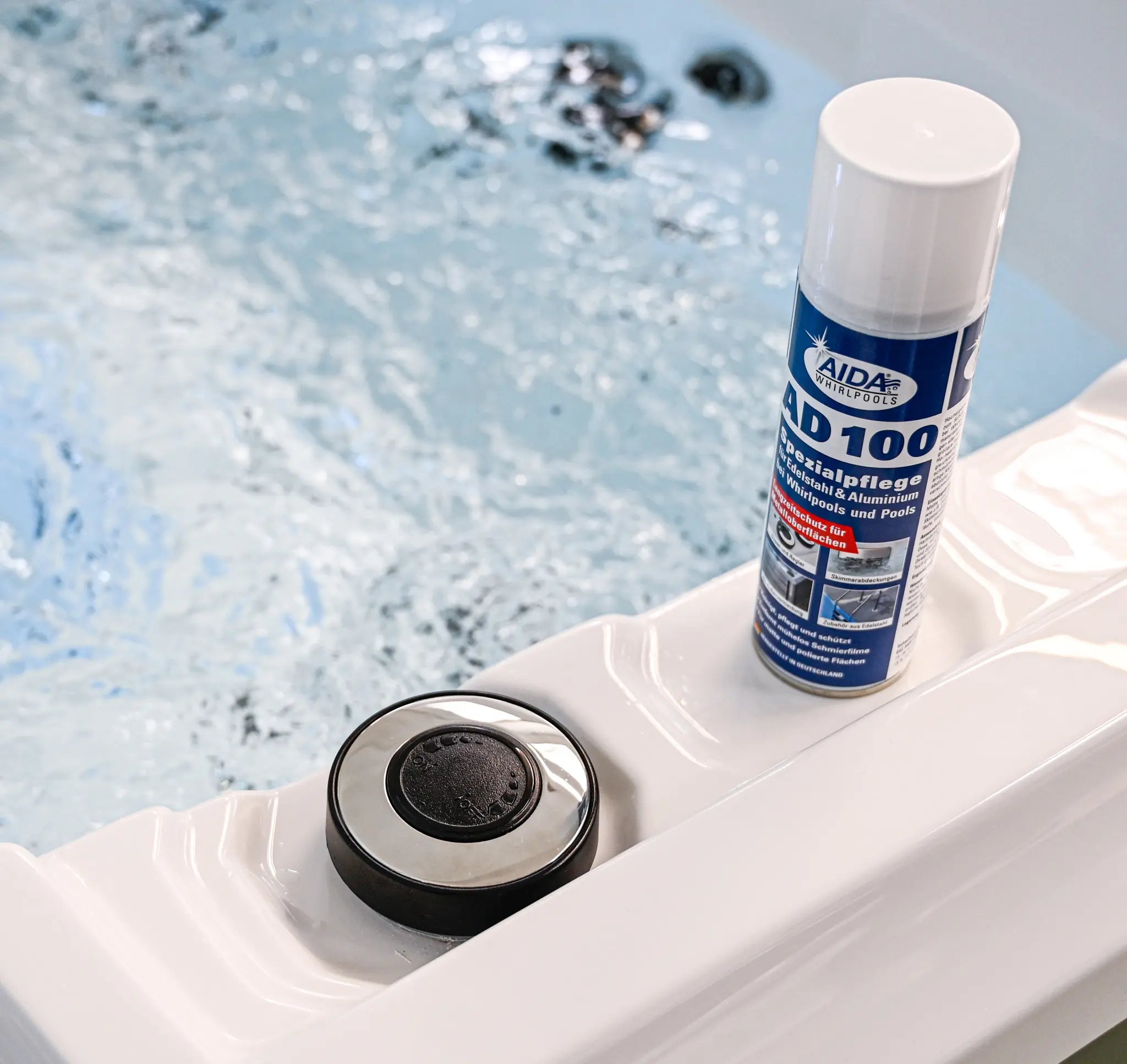 AD100 Spezialpflege für Metallflächen von Whirlpools und Pools