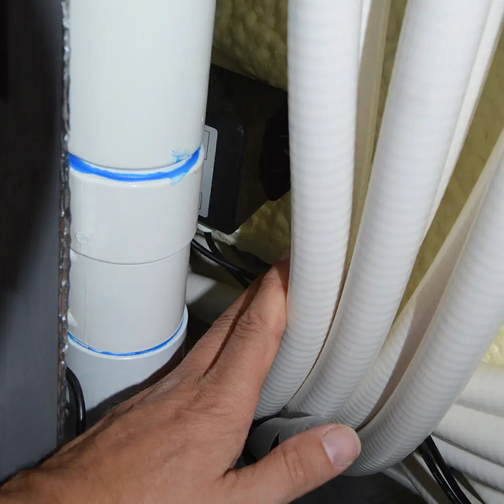 PVC-Kleber zum Kleben von Whirlpoolrohren und Schläuchen