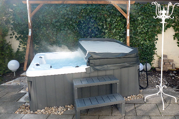 Der Herbst ist die beste Zeit für einen Outdoor Whirlpool