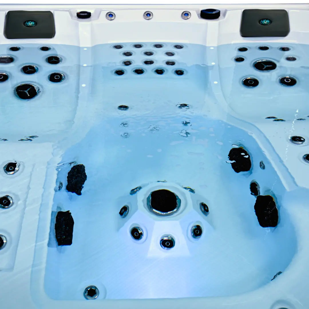 Outdoor Whirlpool | Ausstellungsstück | AIDA® Playa smartrelax | Carrara White | 5-6 Pers.